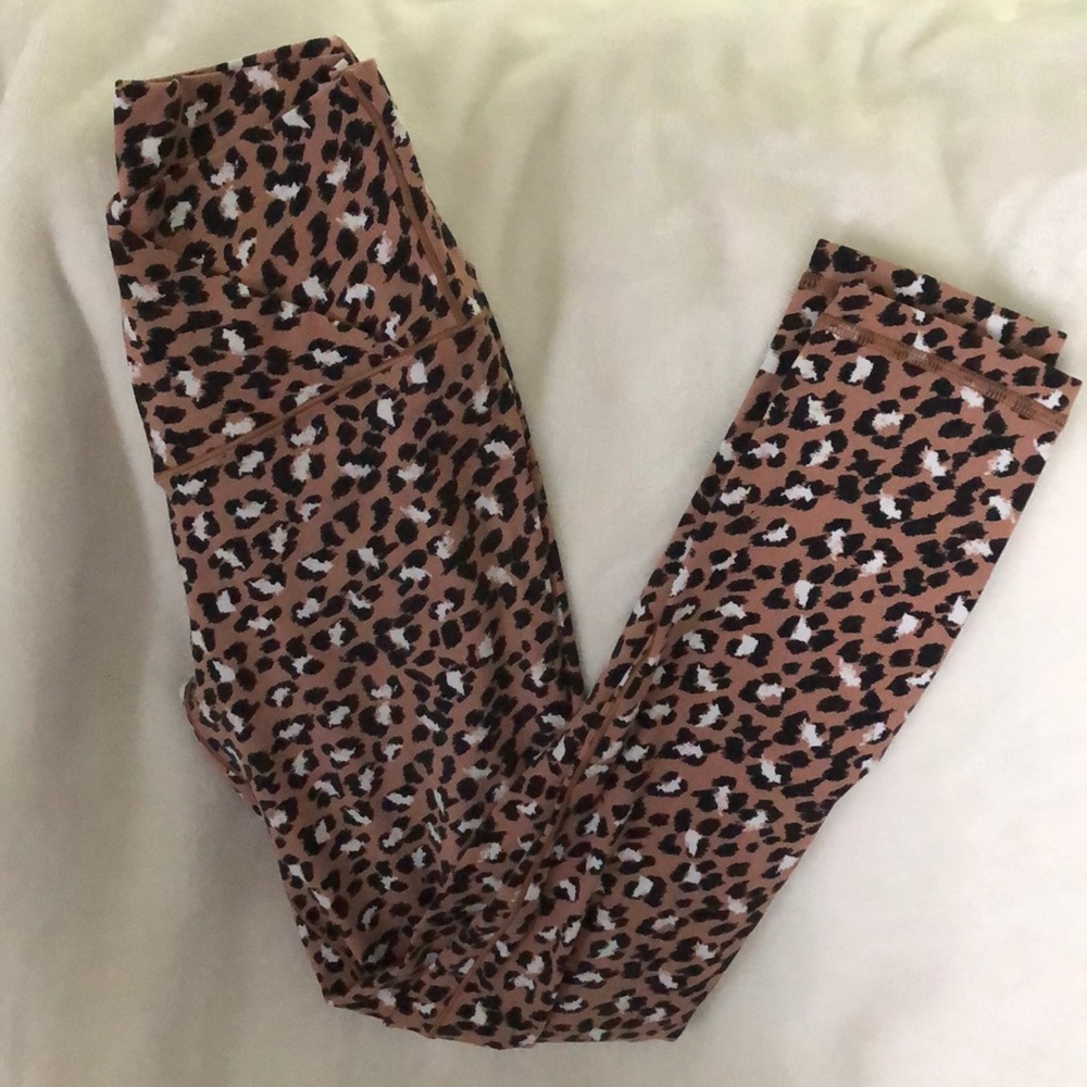 Aerie leopard leggings